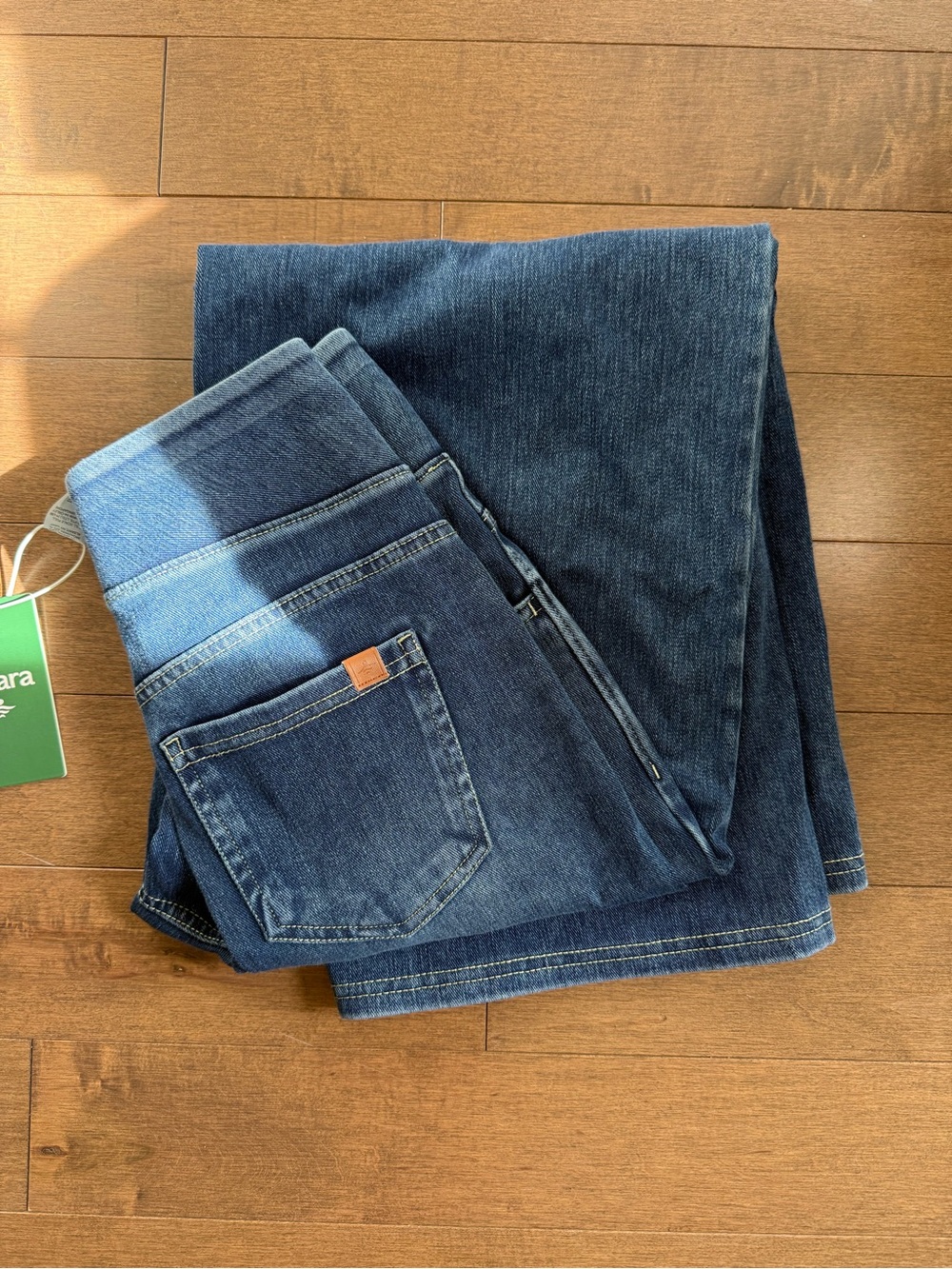 HALARA Women's Straight Jeans in Dark Blue Denim (Tags still on!)